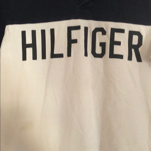 Tommy Hilfiger Men’s Polo & T-shirt bundle - Picture 5 of 6